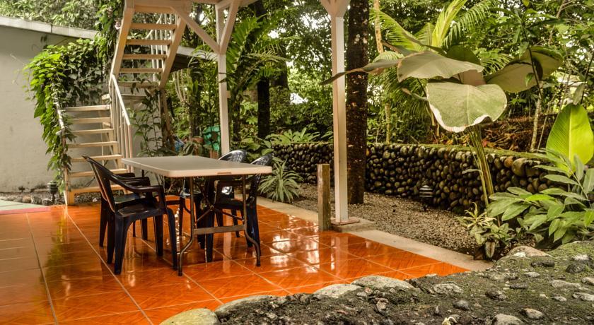 La Fortuna Hostel Rio Danta الغرفة الصورة