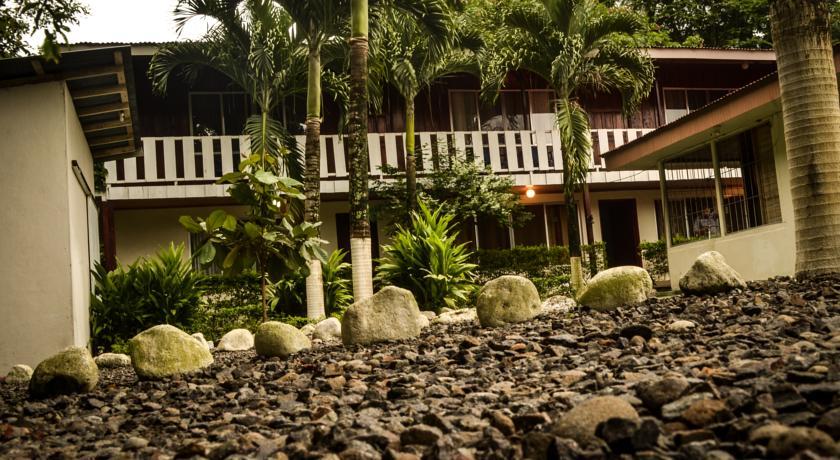 La Fortuna Hostel Rio Danta الغرفة الصورة