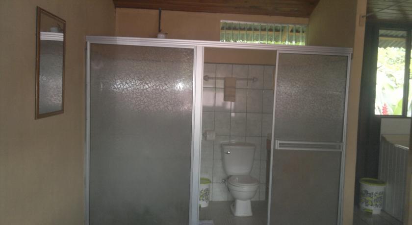 La Fortuna Hostel Rio Danta الغرفة الصورة